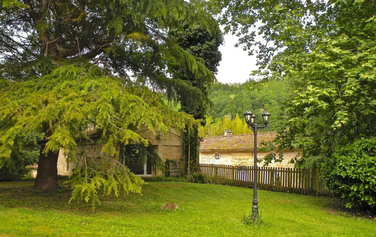 Moulin De Rioupassat Chambres D'Hotes De Charme Rauzan Εξωτερικό φωτογραφία